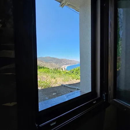 Marenza House, Di Villino Turchetti Taormina
