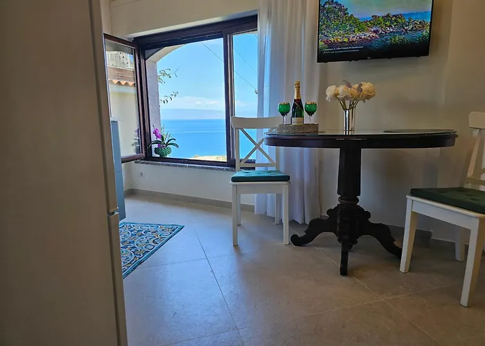 Marenza House, Di Villino Turchetti Taormina
